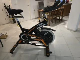 Bicicleta Estática BH Duke