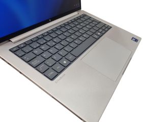 Portatile HP Elitebook 8 G1I Intel Ultra 5 225H 16RAM 512GB SSD Win 11+ Caricatore