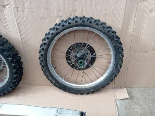 Kit Ruedas y Basculante Honda CR 85