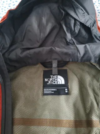 Cortavientos The North Face Naranja y Negro