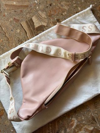 Bolsa Riñonera Guess Rosa Pálido