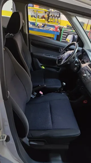 Suzuki Swift 2005 4x4 1.3 gasolina