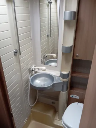 Caravana Burstner Averso Fifty 480TK.