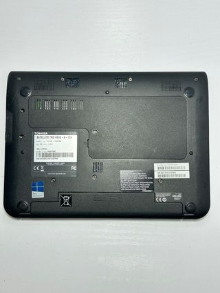 Toshiba Satellite Pro NB10 Celeron / 4Gb / 120Gb