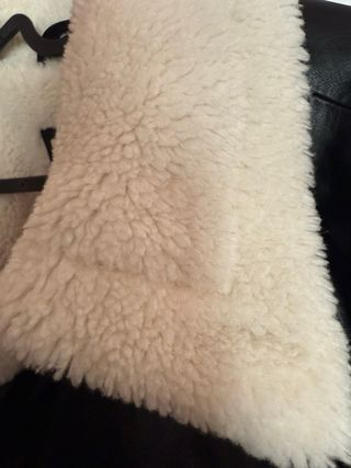 Chaqueta Hollister Negra con Borrego Talla L