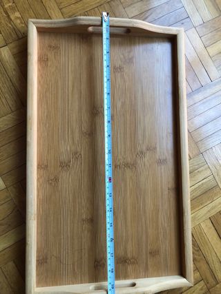 Mesa auxiliar plegable de bambú