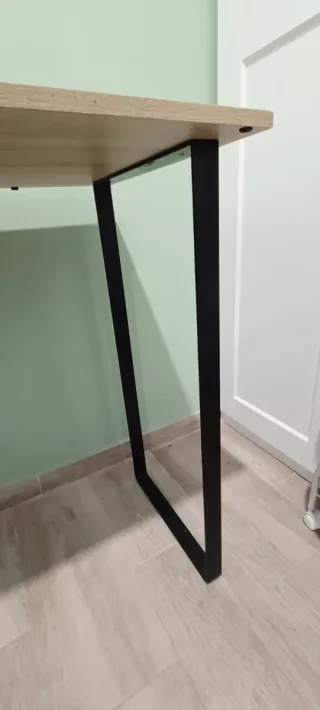 Mesa de escritorio/auxiliar madera y metal