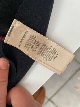 Bufanda Burberry de cashmere – Nueva con etiquetas