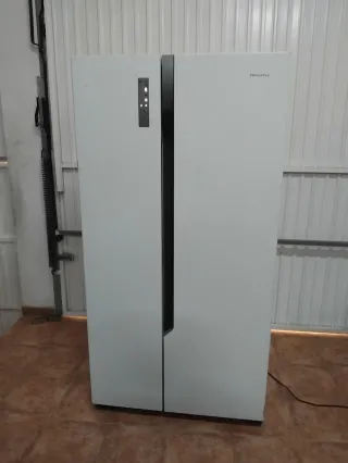 Frigorífico Americano Hisense Blanco