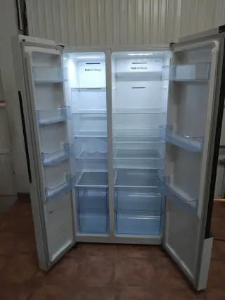 Frigorífico Americano Hisense Blanco