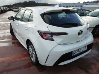 Toyota Corolla 1.8 125H Business Plus E-CVT 90 kW (122 CV)
