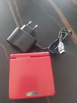 Nintendo Game Boy Advance SP Roja