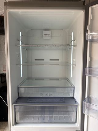 NUEVA Nevera BEKO Acero Inoxidable