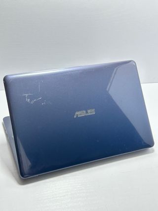 Asus VivoBook 12 Celeron / 4GB / 64GB SSD