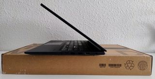 ASUS VIVOBOOK GAMA ALTA CORE I5 DOCEAVA GENERACION