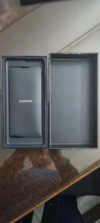 Samsung Galaxy S21 Ultra 5G Caixa