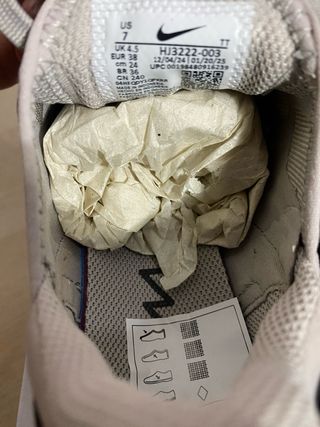 Nike Air Max 270 Gris Blanco - varias tallas