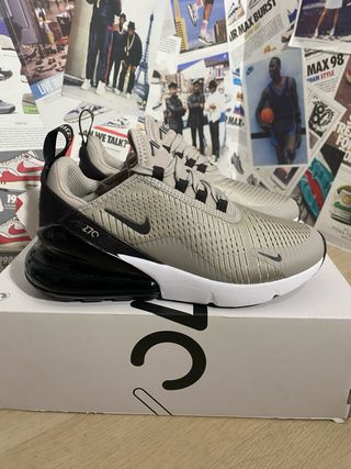 Nike Air Max 270 Gris Blanco - varias tallas