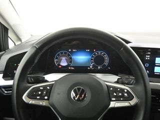 Volkswagen Golf Life 1.5 TSI 130cv