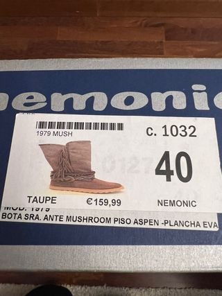 Botas Nemoníc ante beige flecos