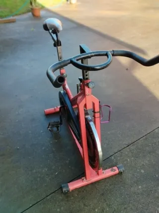 Bici da Spinning BODYTRAK Rossa