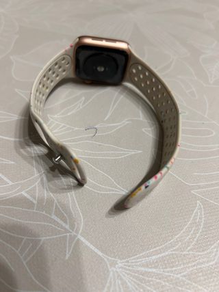 Reloj Apple Watch SE 40mm