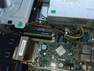 Ordenador Sobremesa Samsung Negro/Plata