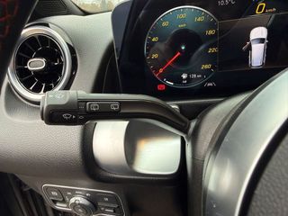 Mercedes GLB GLB 180