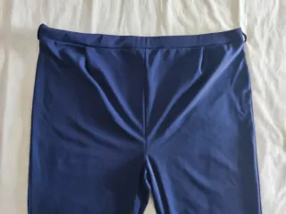 Pantalón premamá azul con cinturón
