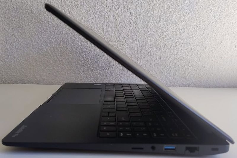 TOSHIBA DYNABOOK CORE I5 OCTAVA GENERACION afbeelding 4