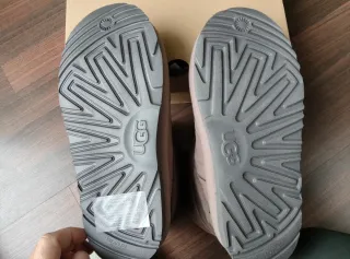 Stivali UGG Classic Maxi Short nuovi - taglia 38