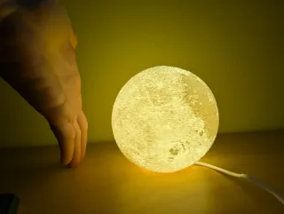Lámpara Luna 3D USB