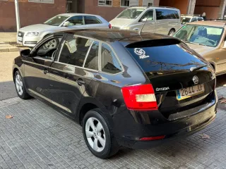 Škoda rapid motor 1.6 tdi (90 CV) año 2015, 5500€