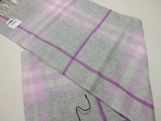 Bufanda Burberry Cuadros Rosa y Gris