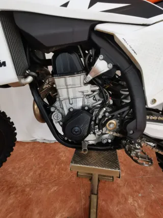 KTM 450 SX 2023 - 81 horas