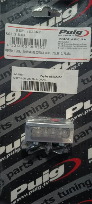 Iluminación matrícula Puig 4136P