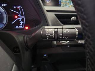 Lexus UX 2.0 250h Business Navigation