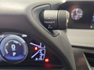 Lexus UX 2.0 250h Business Navigation