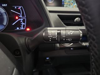 Lexus UX 2.0 250h Business Navigation