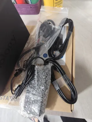 Synology DS224+ NAS Servidor + 2 discos duros 4TB