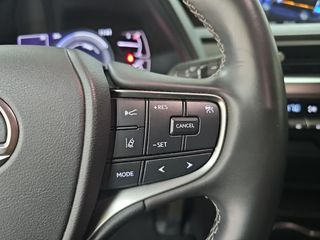 Lexus UX 2.0 250h Premium