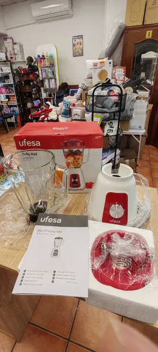 Batidora Ufesa 1500W Ruby Red