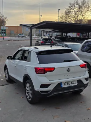 Volkswagen T-Roc 2019 Con LIBRO DE MANTENIMIENTO
