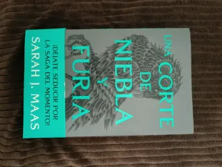 Una corte de rosas y espinas