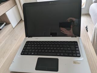 Portátil HP Pavilion dv6 i5 4GB RAM Win 10