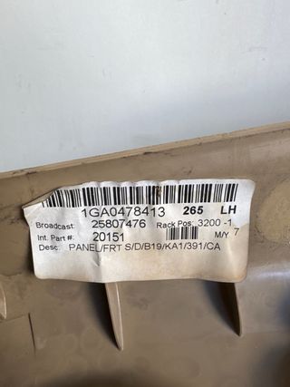 Panel Delantero Derecho Cadillac SRX : 25807476