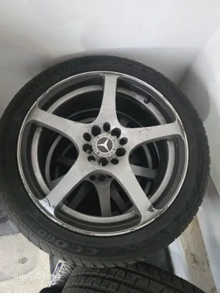 Llantas 17 5 Pernos Mercedes