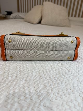 Bolso Guess Beige y Naranja