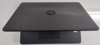 HP 240 G8 CORE I5 DECIMA GENERACION DISCO 256G
