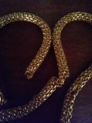 Collar oro 333 (8 k), peso 18 gramos, defectuoso